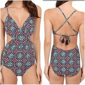 Michael Kors Nui Cut Out Maillot One-Piece Swimsuit Size 14